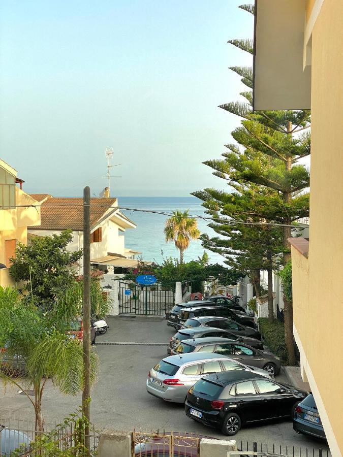 Апартаменты Tropea Solemare Экстерьер фото